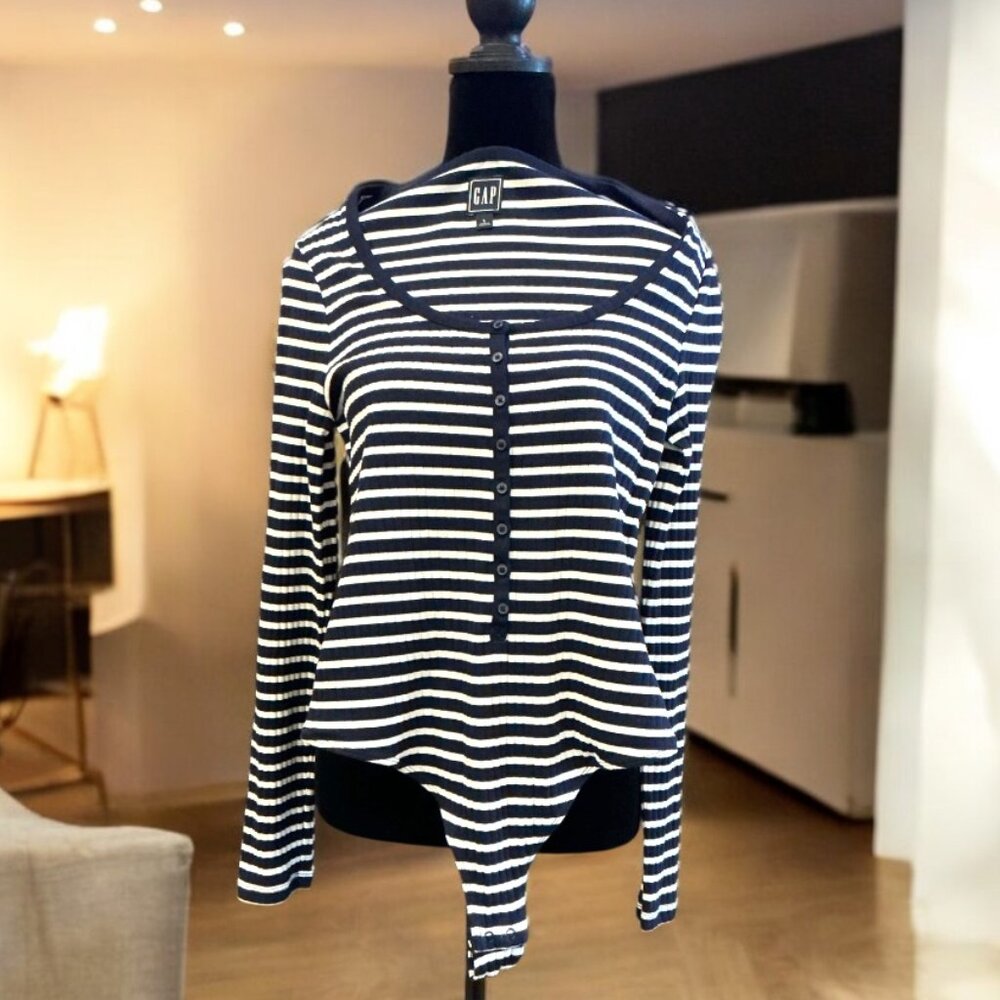 NWOT ~ GAP Blue Striped Bodysuit ~L
